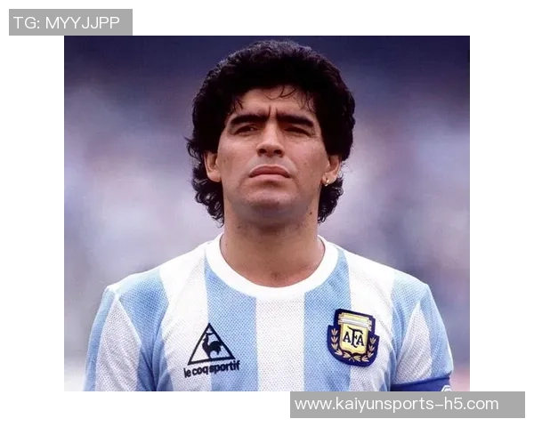 梅西谦逊谈论GOAT称马拉多纳超越一切是最伟大的偶像